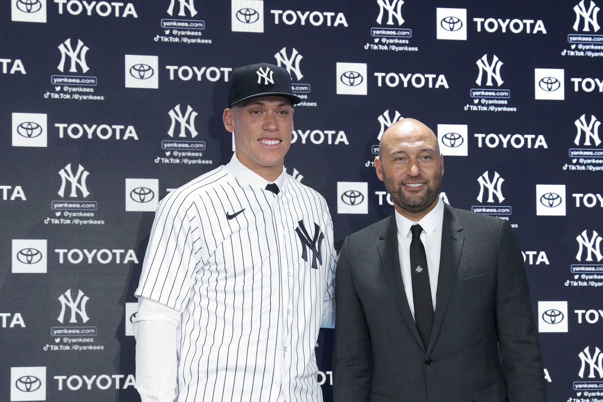 Derek Jeter Tweets, Congratulates Aaron Judge On Yankees Captain Status ...