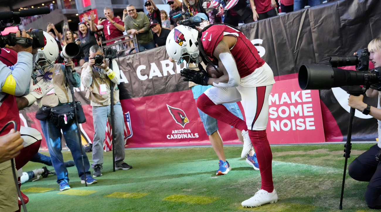 Cardinals Announce DeAndre Hopkins Injury Update Ahead of Sunday's