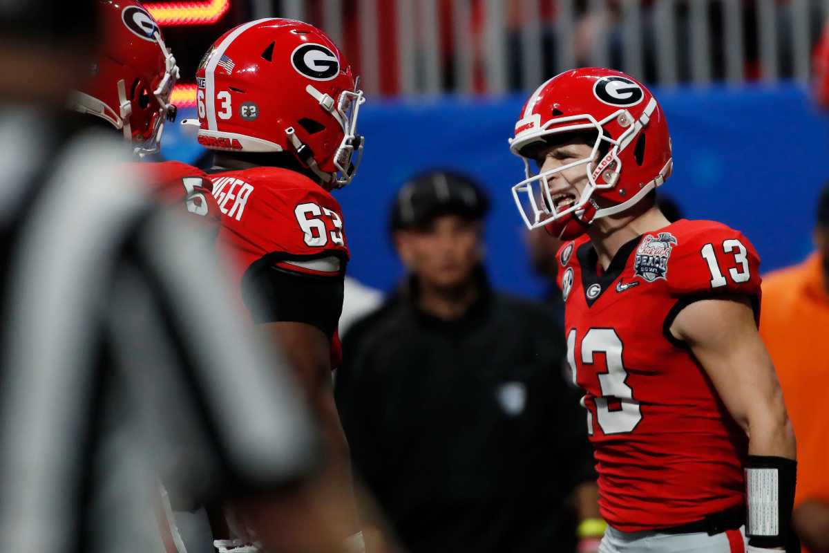 FINAL: Georgia Pulls Off Late Game Heroics - Sports Illustrated Georgia ...