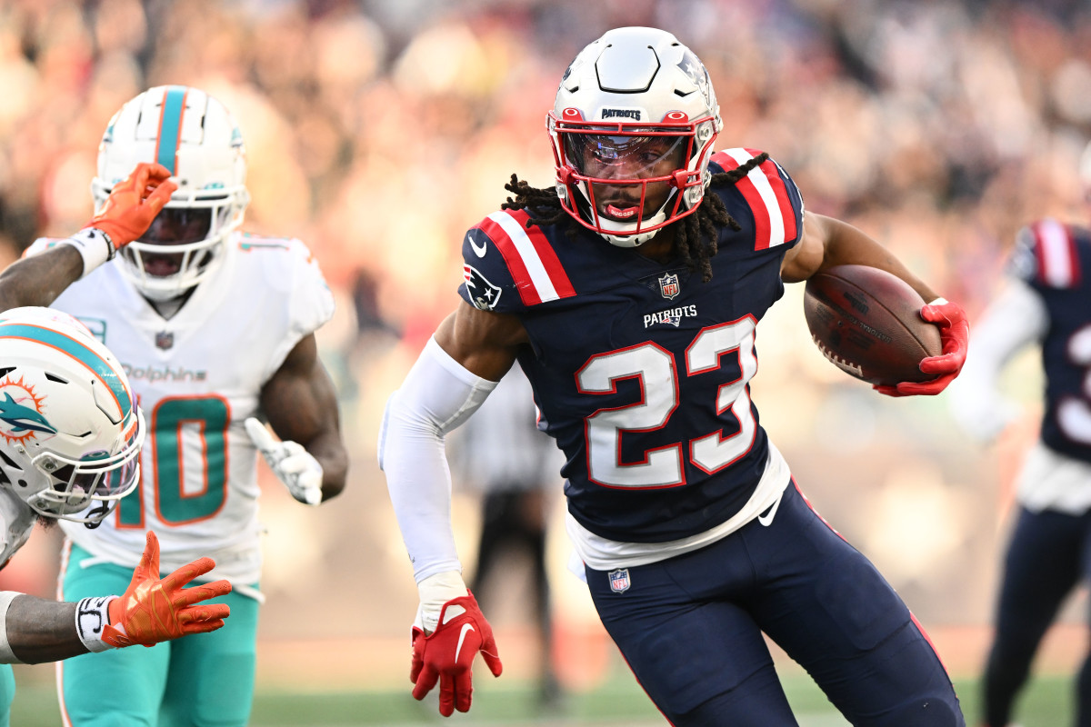 Despite Loss to Miami Dolphins, New England Patriots' Kyle Dugger Proves  Value - Sports Illustrated New England Patriots News, Analysis and More