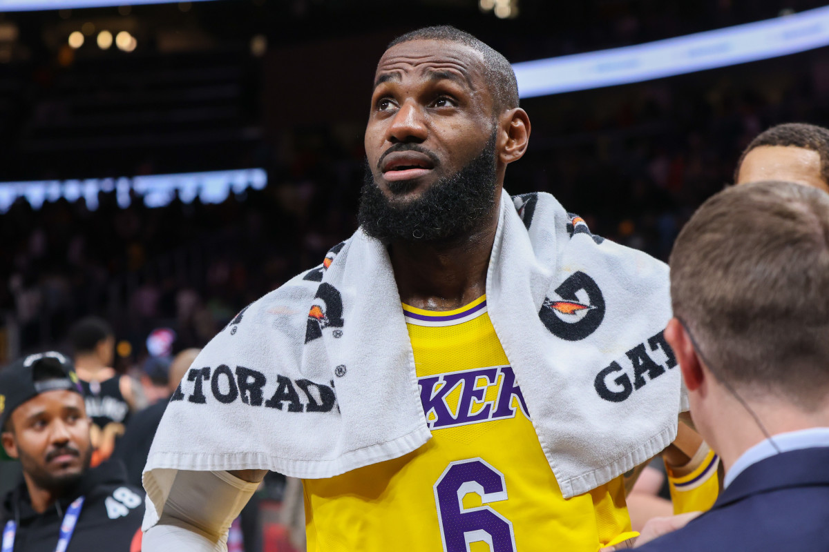 Lakers News: LeBron James Impressed By Young All-Star's Otherworldly ...