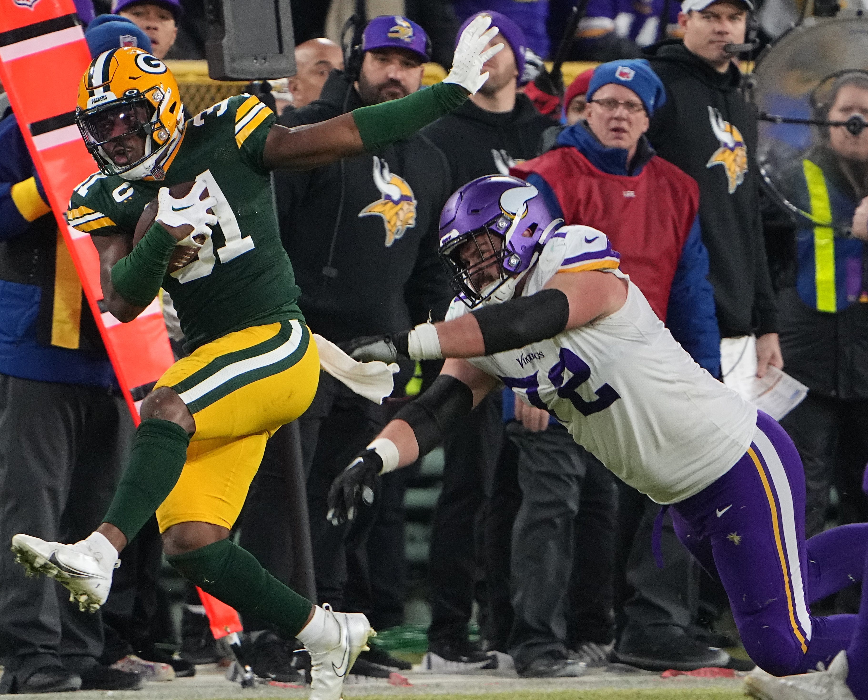 Packers' mistakes, inability to cover Justin Jefferson lead to 23-7 loss to  Vikings in opener - Acme Packing Company