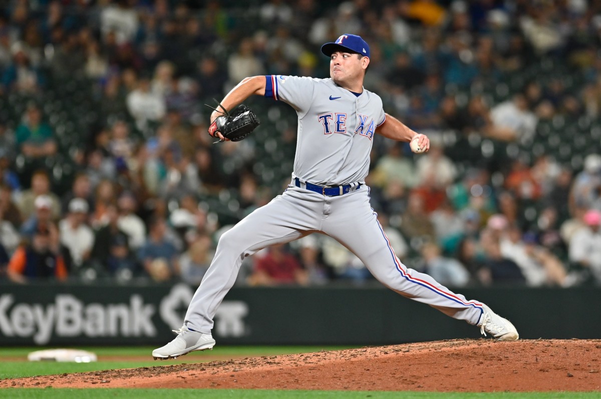 The Toronto Blue Jays should sign lefty reliever Matt Moore.