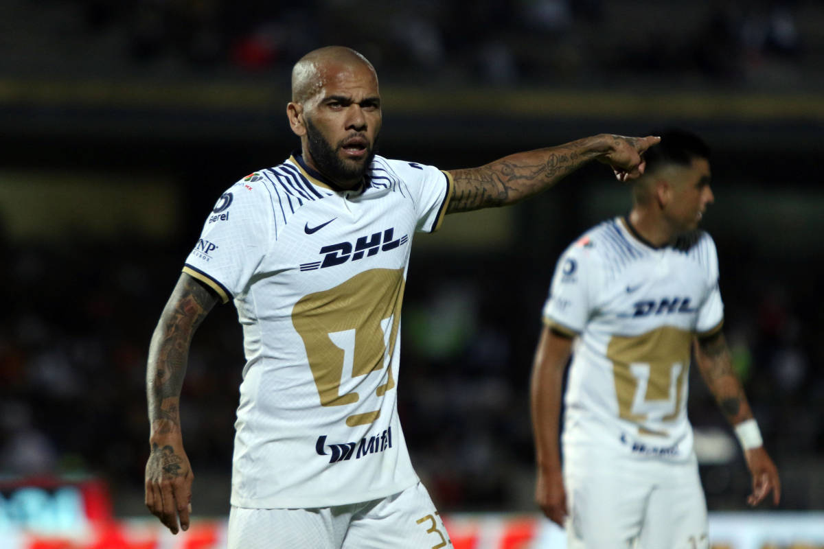 Dani Alves Pumas v. Tigres Apertura 2022