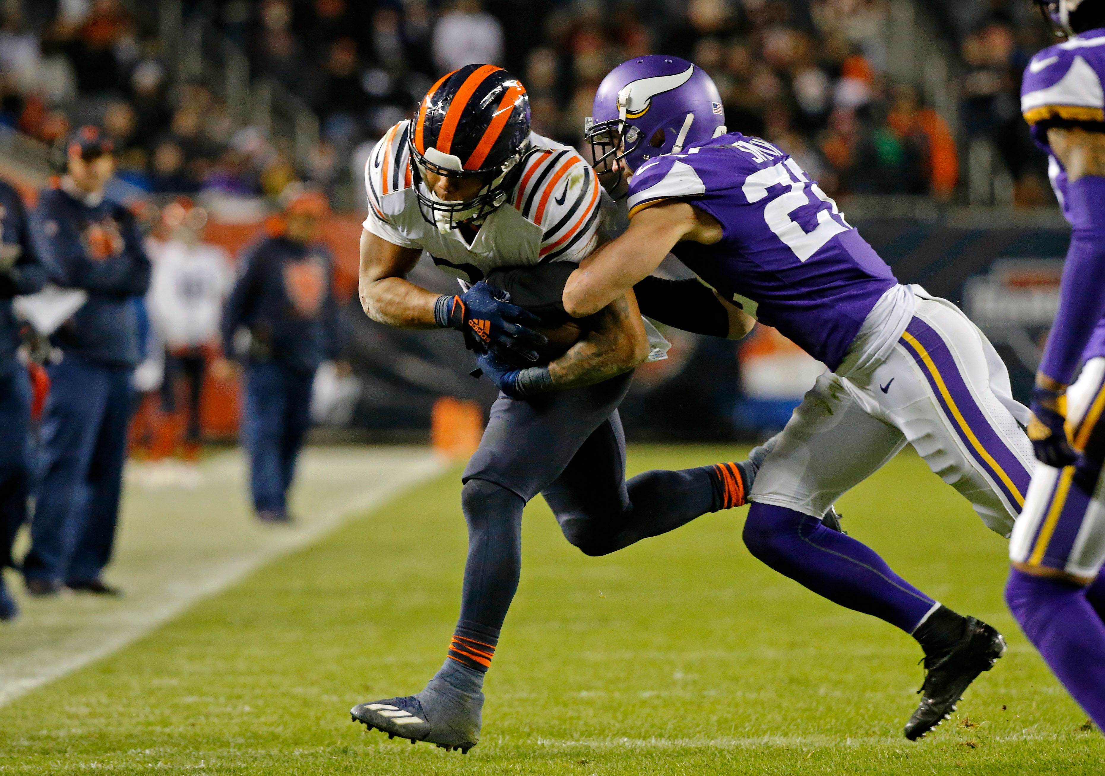 With No 2 Seed Still In Play Vikings Wont Bench Starters Against Bears In Week 18 Sports 