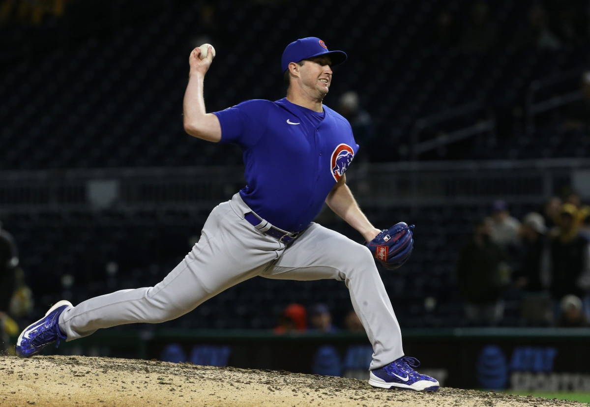 Phillies land Erich Uelmen from Cubs, designate 2 pitchers for assignment