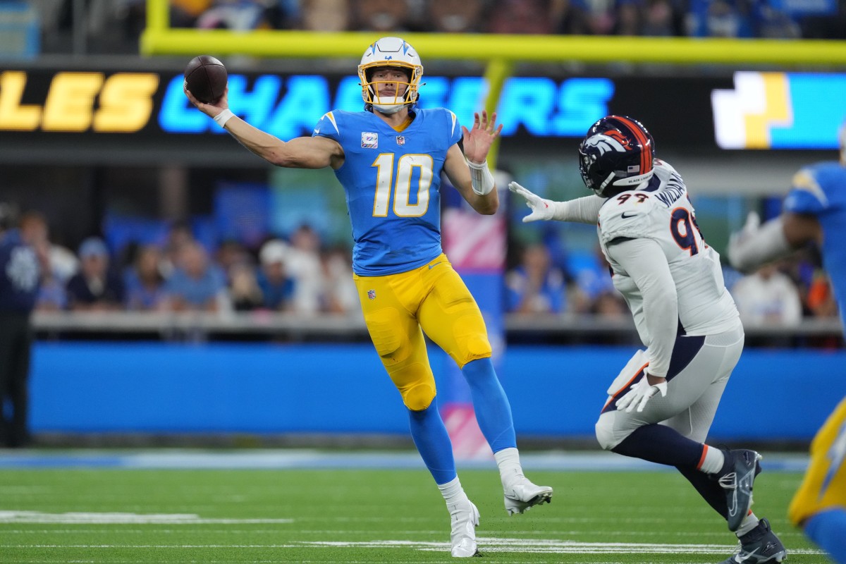 SI Tickets Los Angeles Chargers Complete Regular Season at Denver