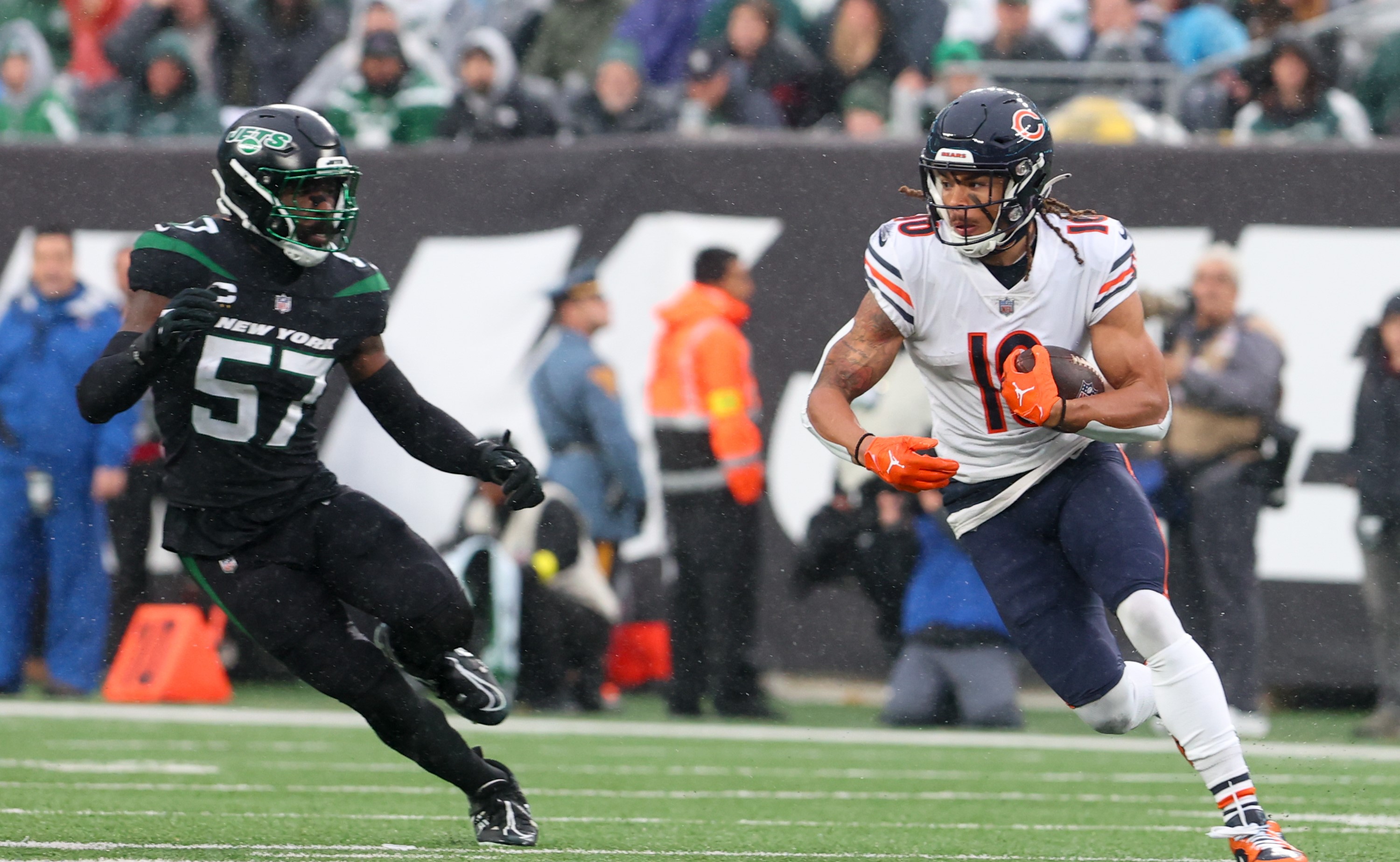 Bears Coach Matt Eberflus Deflects Onslaught of Chase Claypool