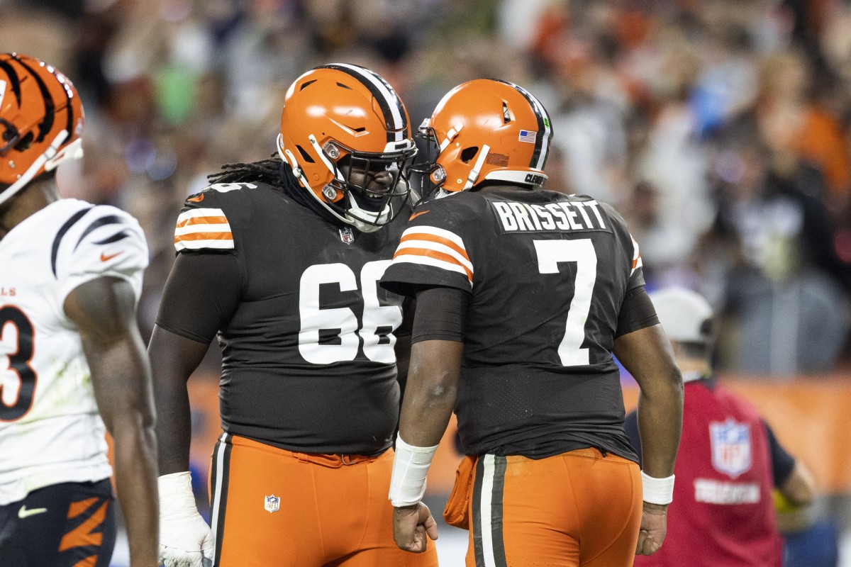 Cleveland Browns sign 4th round draft pick, OT James Hudson III