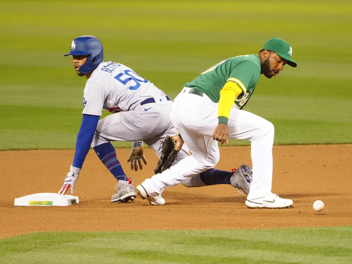 Dodgers Rumors: Former All-Star Shortstop Linked To LA As Free Agent ...