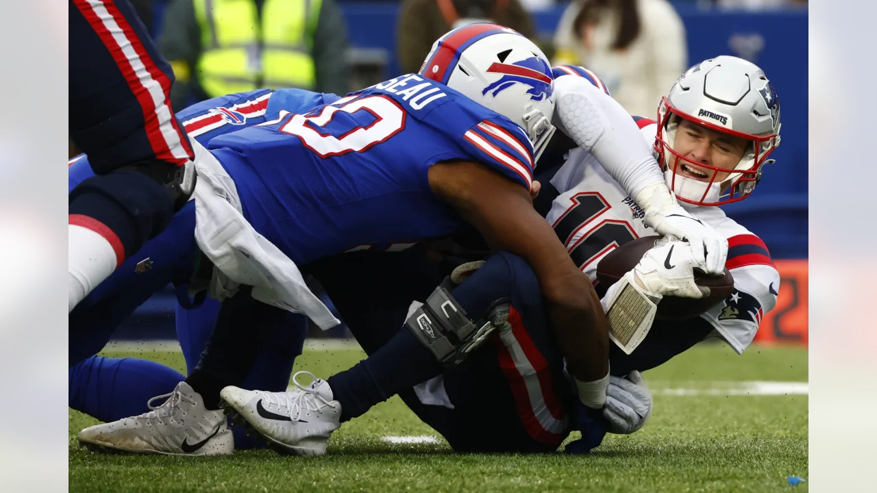 New England Patriots Mac Jones: 'Throw The F—g Ball' in Tirade In Loss to  Buffalo Bills - VIDEO - Sports Illustrated New England Patriots News,  Analysis and More