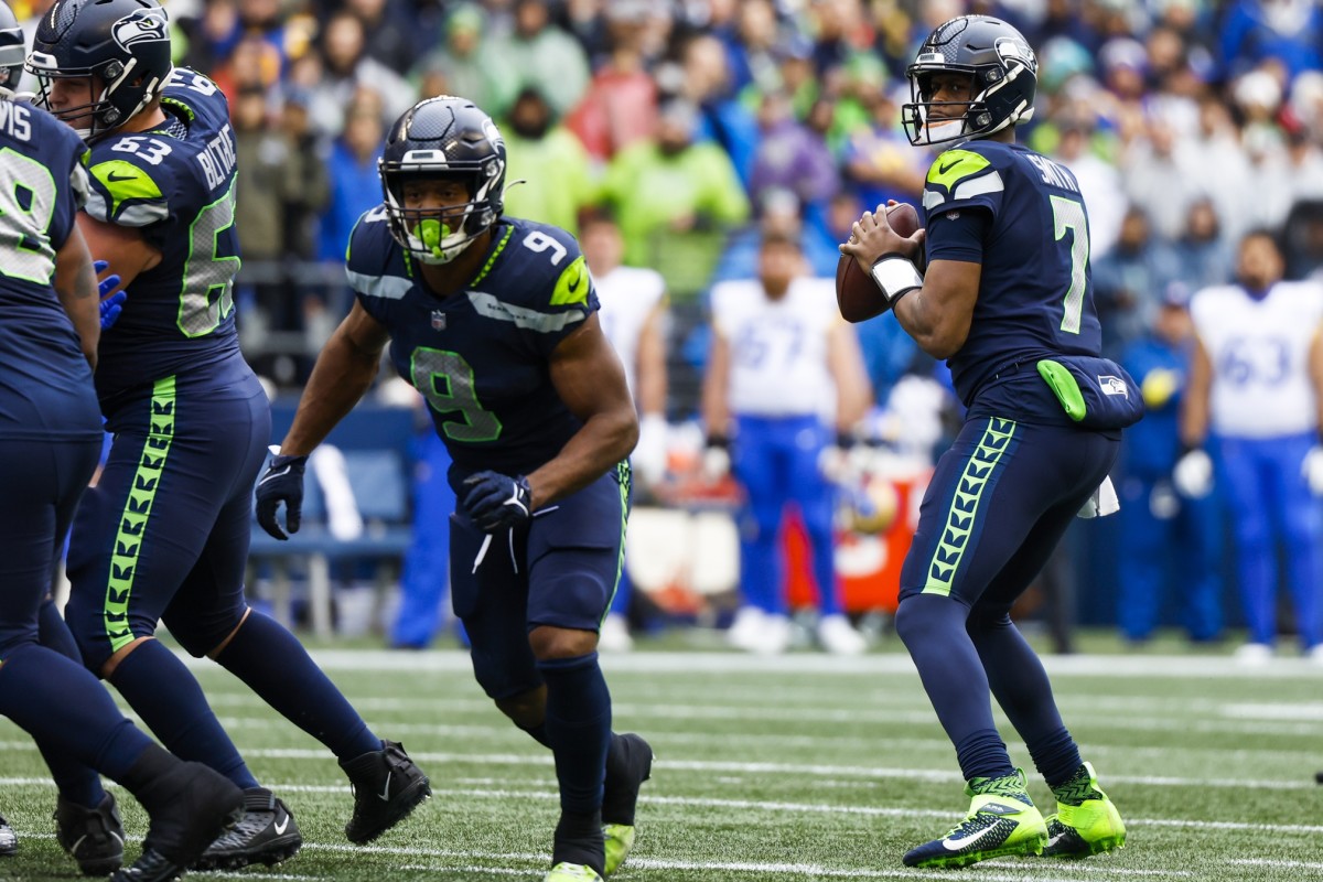 Geno Smith Sets Multiple Seahawks Passing Records - Sports