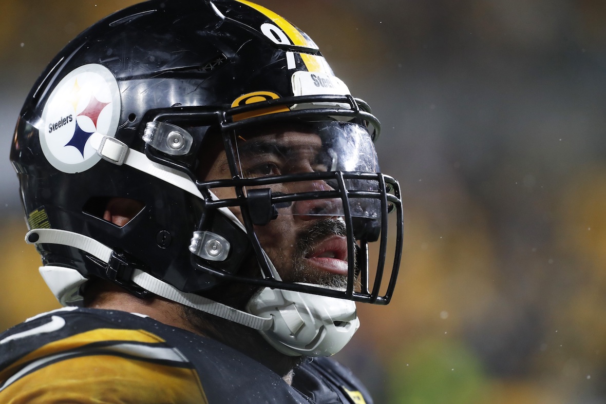 Pittsburgh Steelers Players React to New Guardian Helmets - Sports