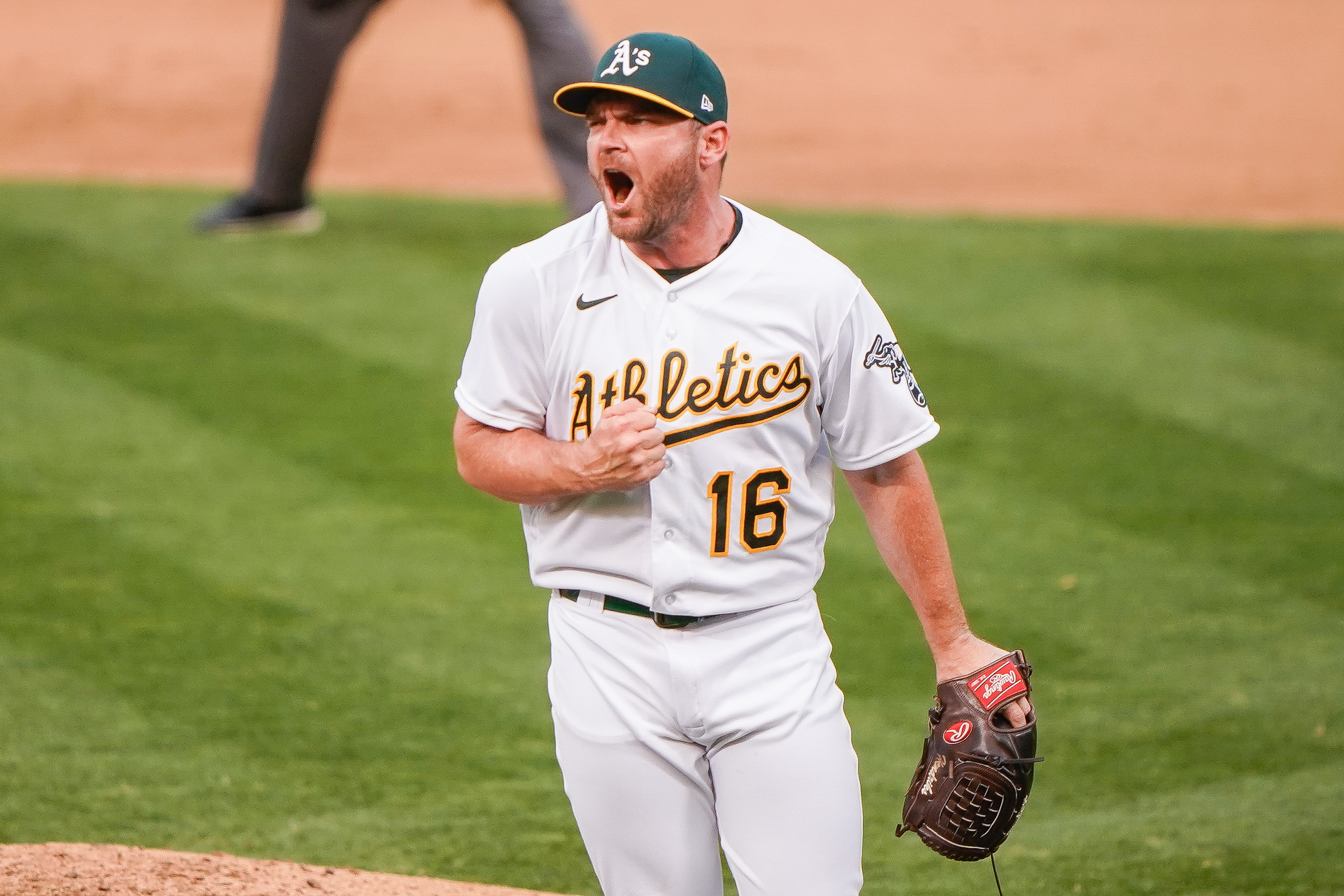 Back in Oakland, Liam Hendriks says he hopes A's stay put