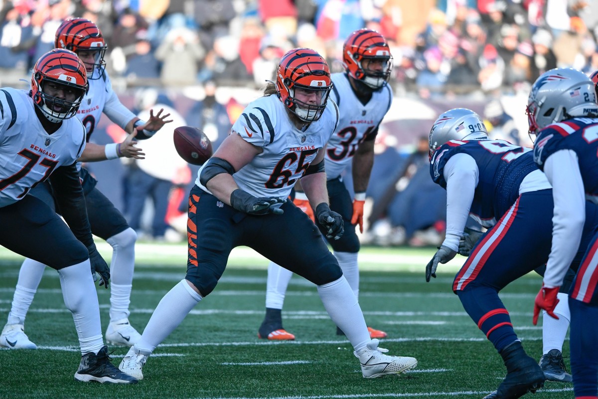 Cincinnati Bengals Guard Alex Cappa Leaves Bengals Practice Due to 'Strain'  - Sports Illustrated Cincinnati Bengals News, Analysis and More