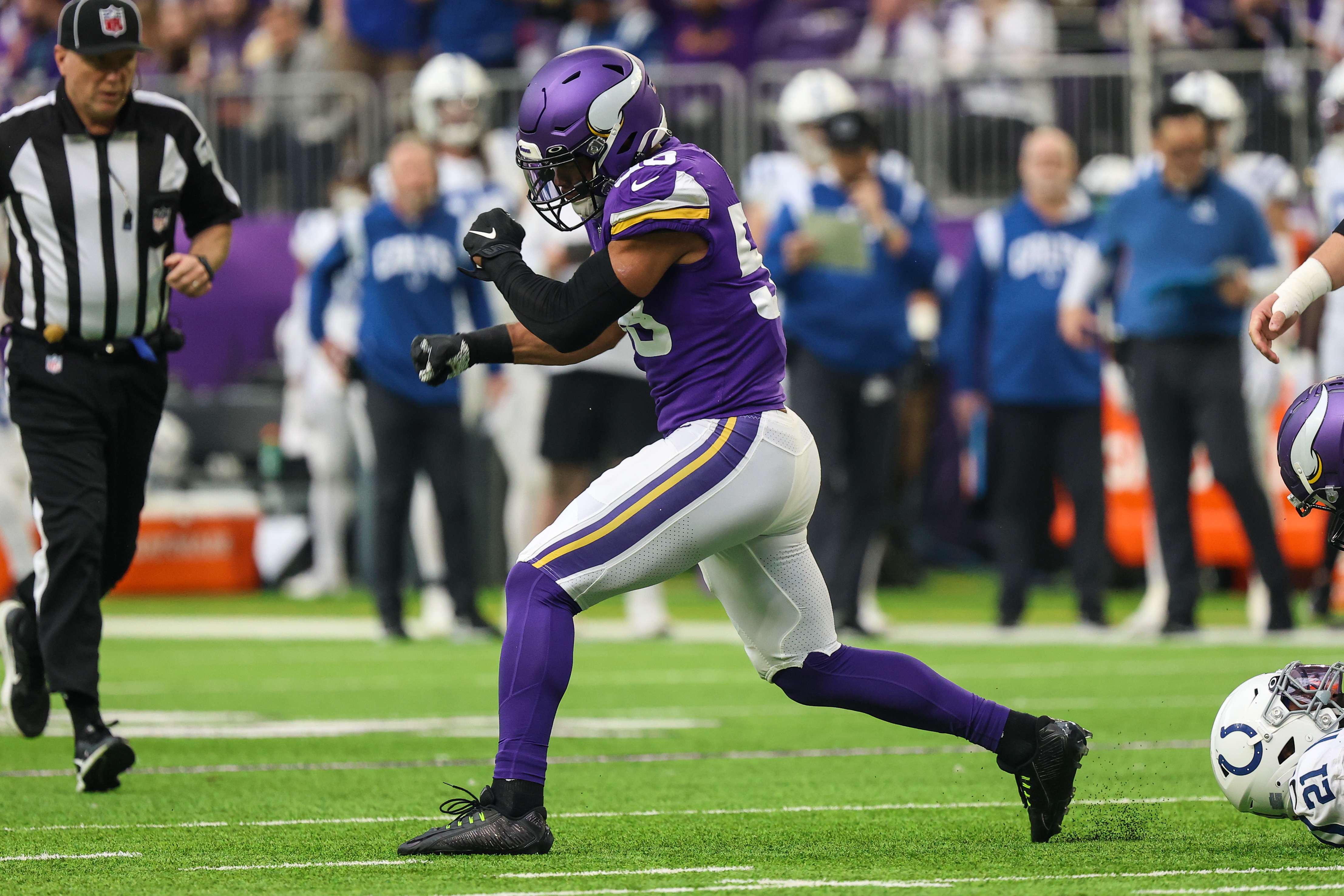 For The Vikings' Defense, The Blitz Vs. Daniel Jones Is Key - Sports ...