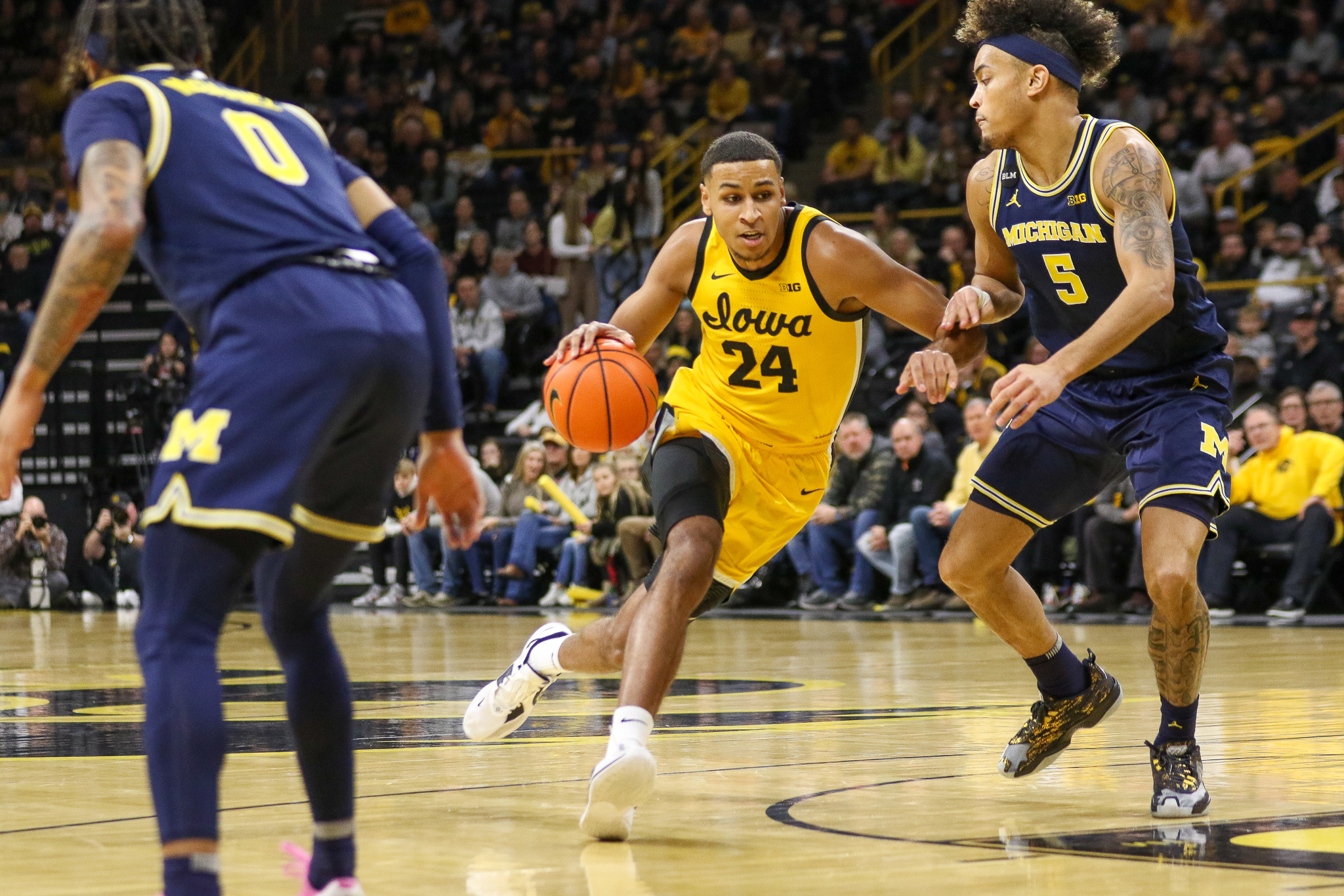 Watch Iowa Basketball Players 1 19 23 Sports Illustrated Iowa Hawkeyes News Analysis And More 0021