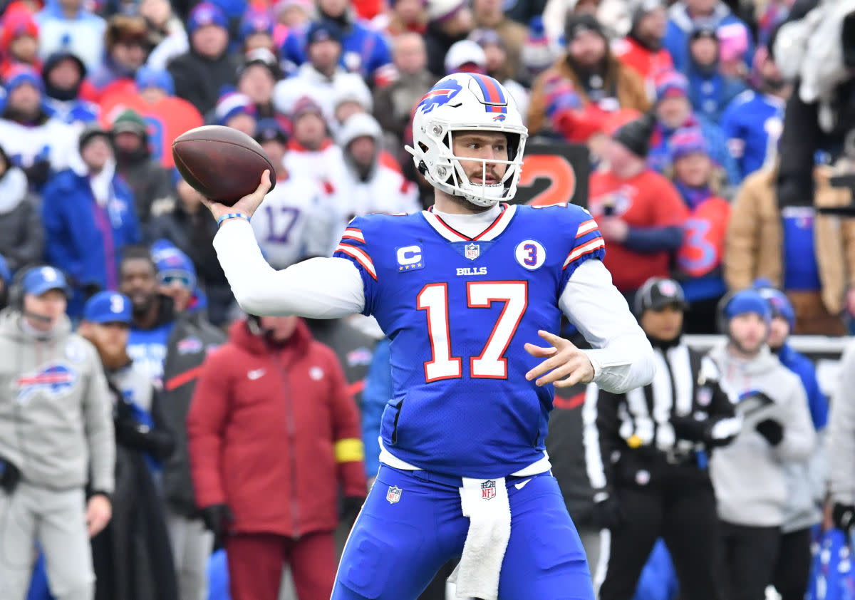 NFL best bets for Wild Card Weekend: Bills should roll over Dolphins 