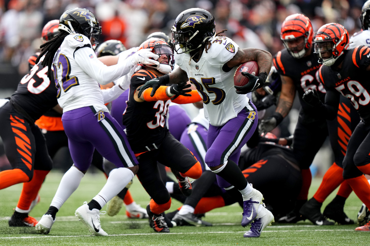 Baltimore Ravens Gus Edwards On Cincinnati Bengals - 'It's Going To Be A  Physical Game' - Sports Illustrated Baltimore Ravens News, Analysis and More