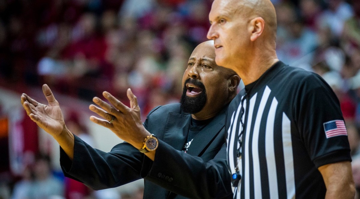 What Mike Woodson Said After Indiana’s Win Against No. 18 Wisconsin