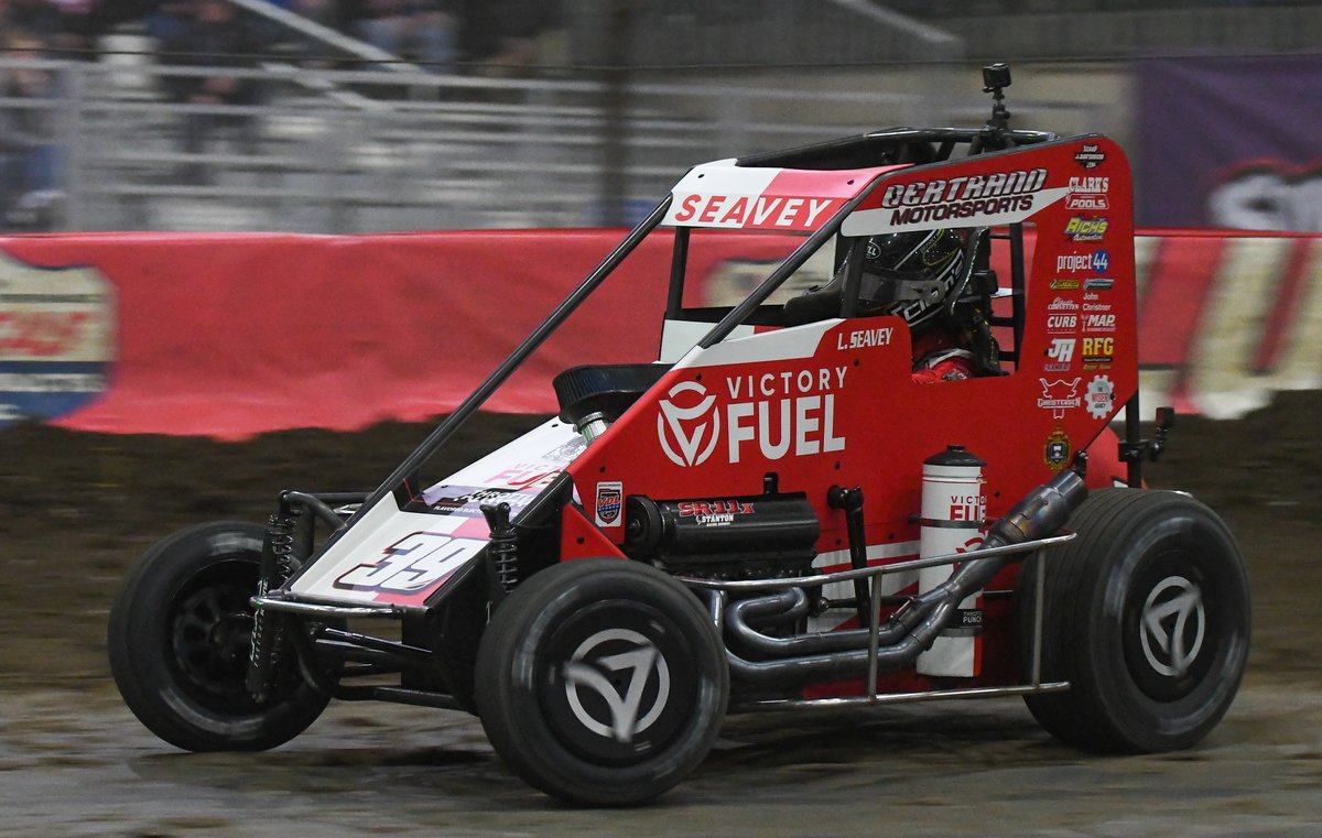 Logan Seavey remains untouchable to win 37th Chili Bowl main event