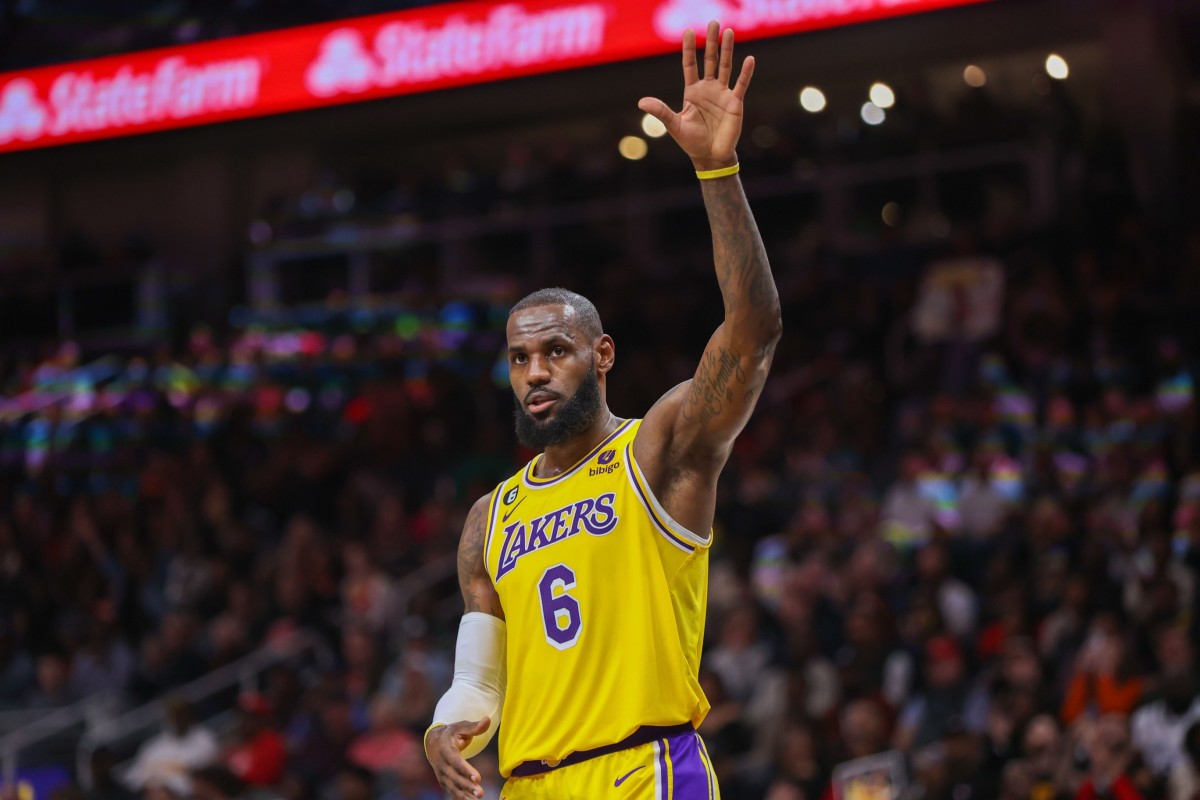 LeBron James' Injury Status For Kings-Lakers Game - Fastbreak on FanNation