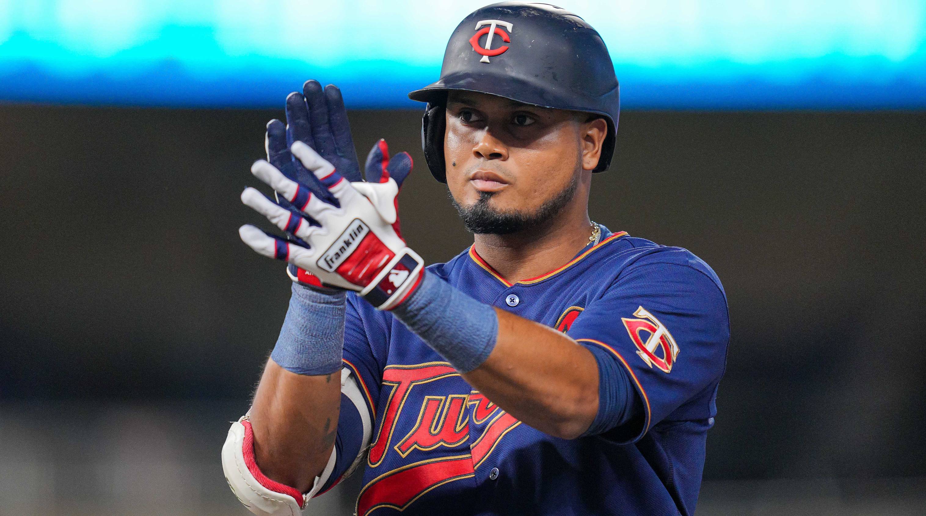 Luis Arraez reunion in store as undefeated Twins head to Miami