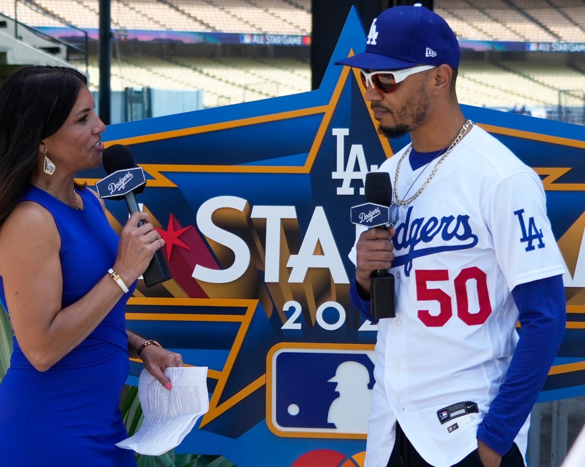 Dodgers Alanna Rizzo Reacts To The News Of La S New Broadcaster Inside The Dodgers News Rumors Videos Schedule Roster Salaries And More