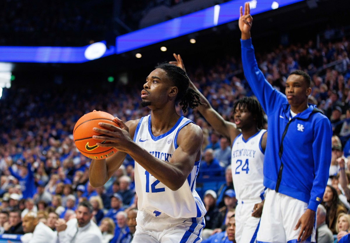 Kentucky Let it Fly From 3-Point Range in Win Over Texas A&M: ‘Everyone Was Wide Open.’