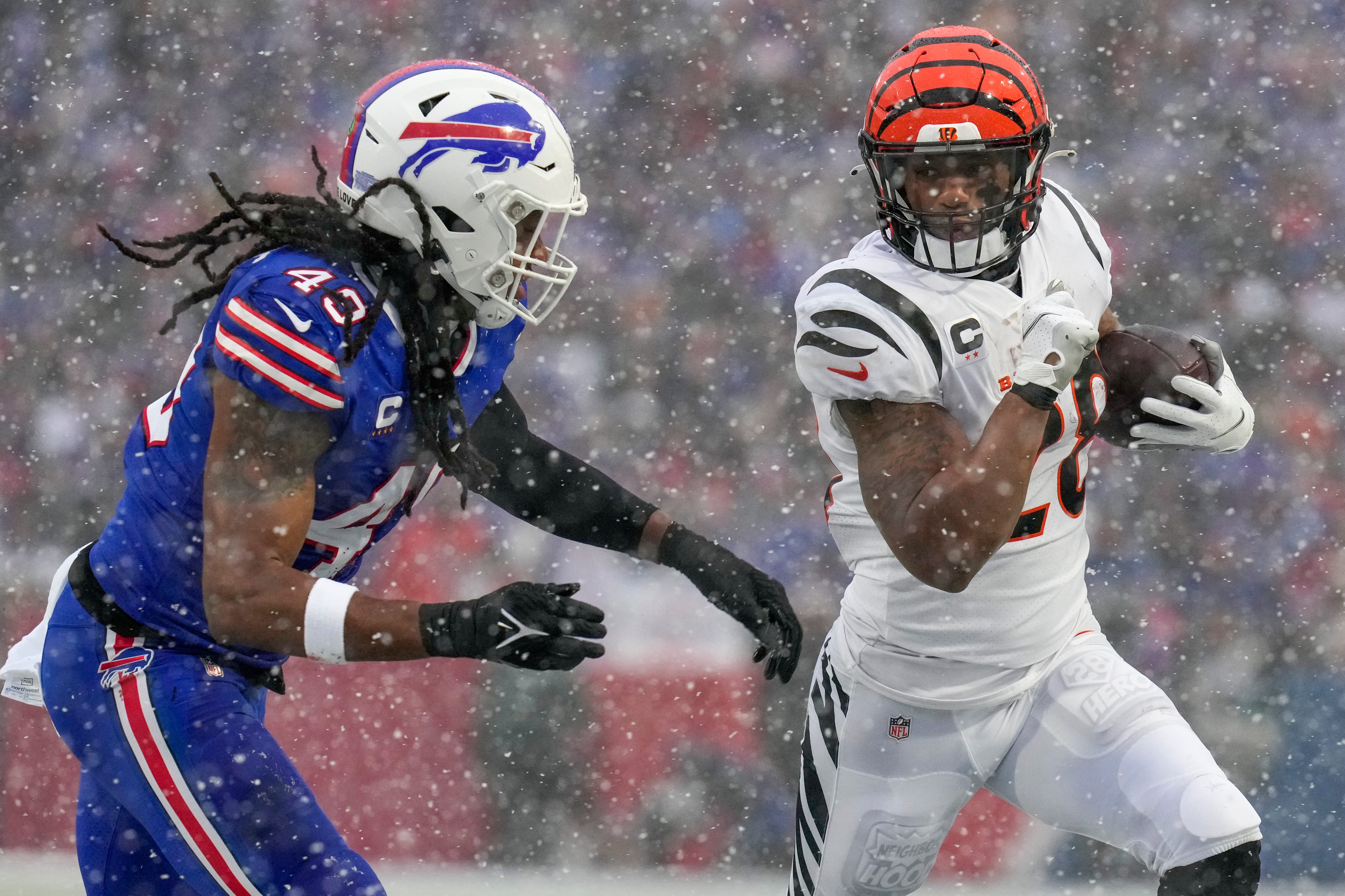 Buffalo Bills lose to Cincinnati Bengals in AFC playoffs, photos