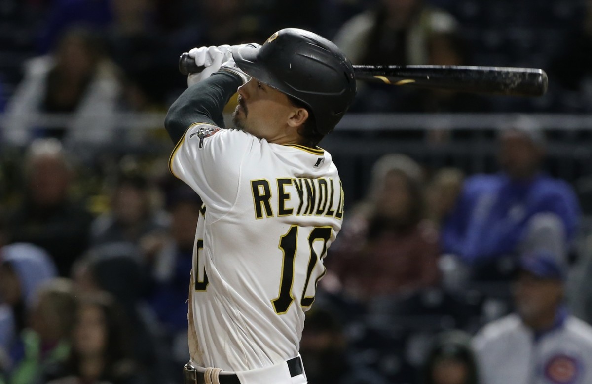 MLB fans react to Los Angeles Dodgers, New York Yankees, and Seattle  Mariners being named frontrunners to land Bryan Reynolds: “They are going  for it”