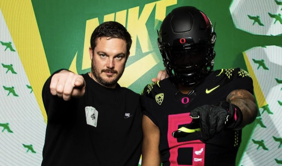 LOOK: Prospects Flock to Eugene for Big Recruiting Weekend