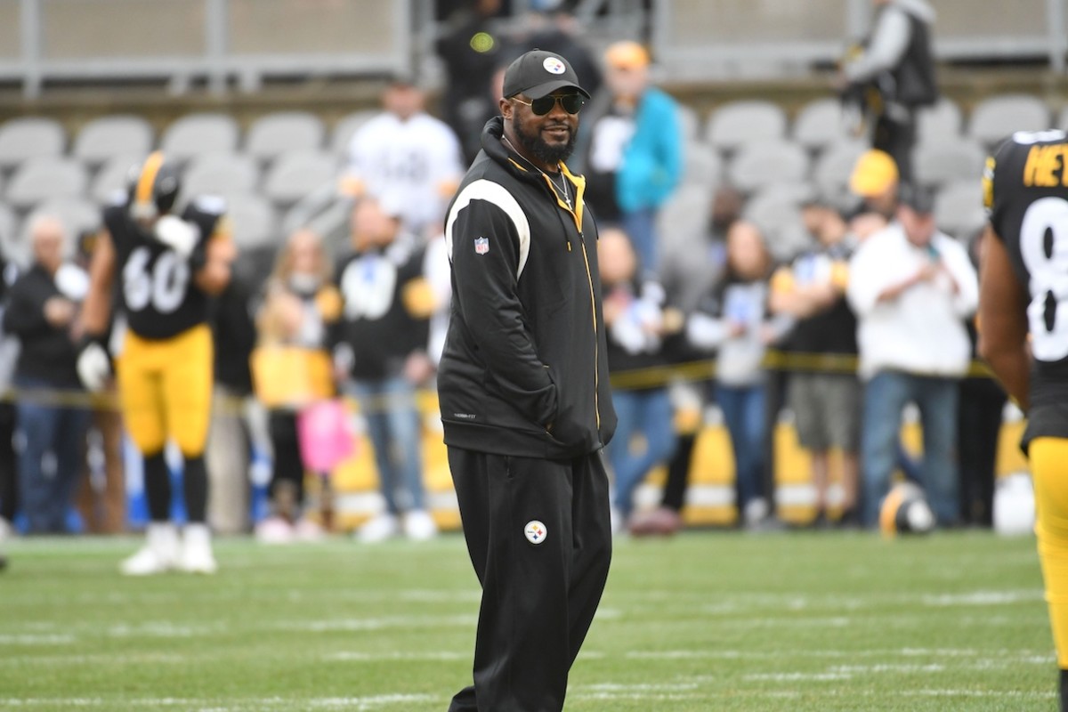 It's Time to Veer Away From Kenny Pickett to Pittsburgh Steelers Talk -  Sports Illustrated Pittsburgh Steelers News, Analysis and More