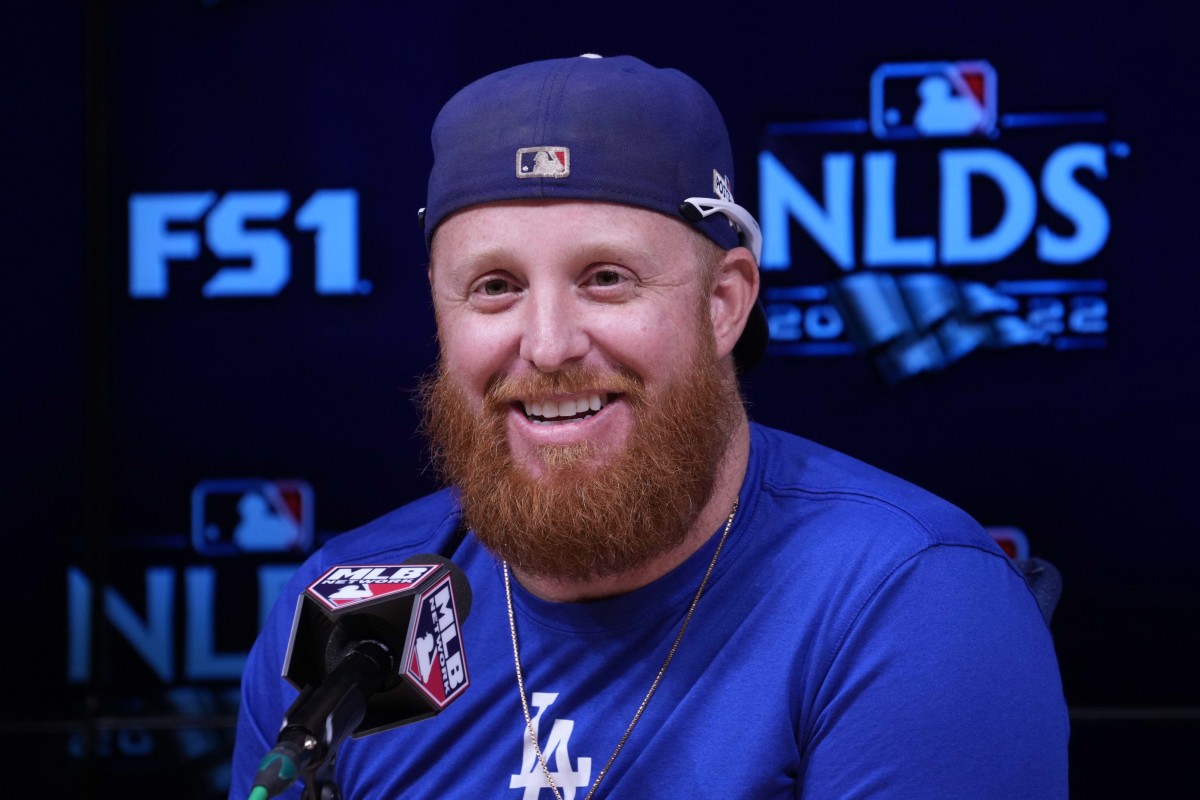 Dodgers Justin Turner Open to A Number of Baseball Jobs After Hanging