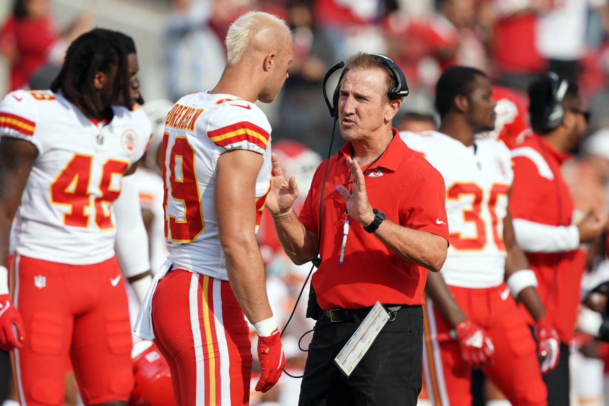 Joe Burrow Has Simple Message About KC Chiefs-Cincinnati Bengals Banter -  Sports Illustrated Kansas City Chiefs News, Analysis and More