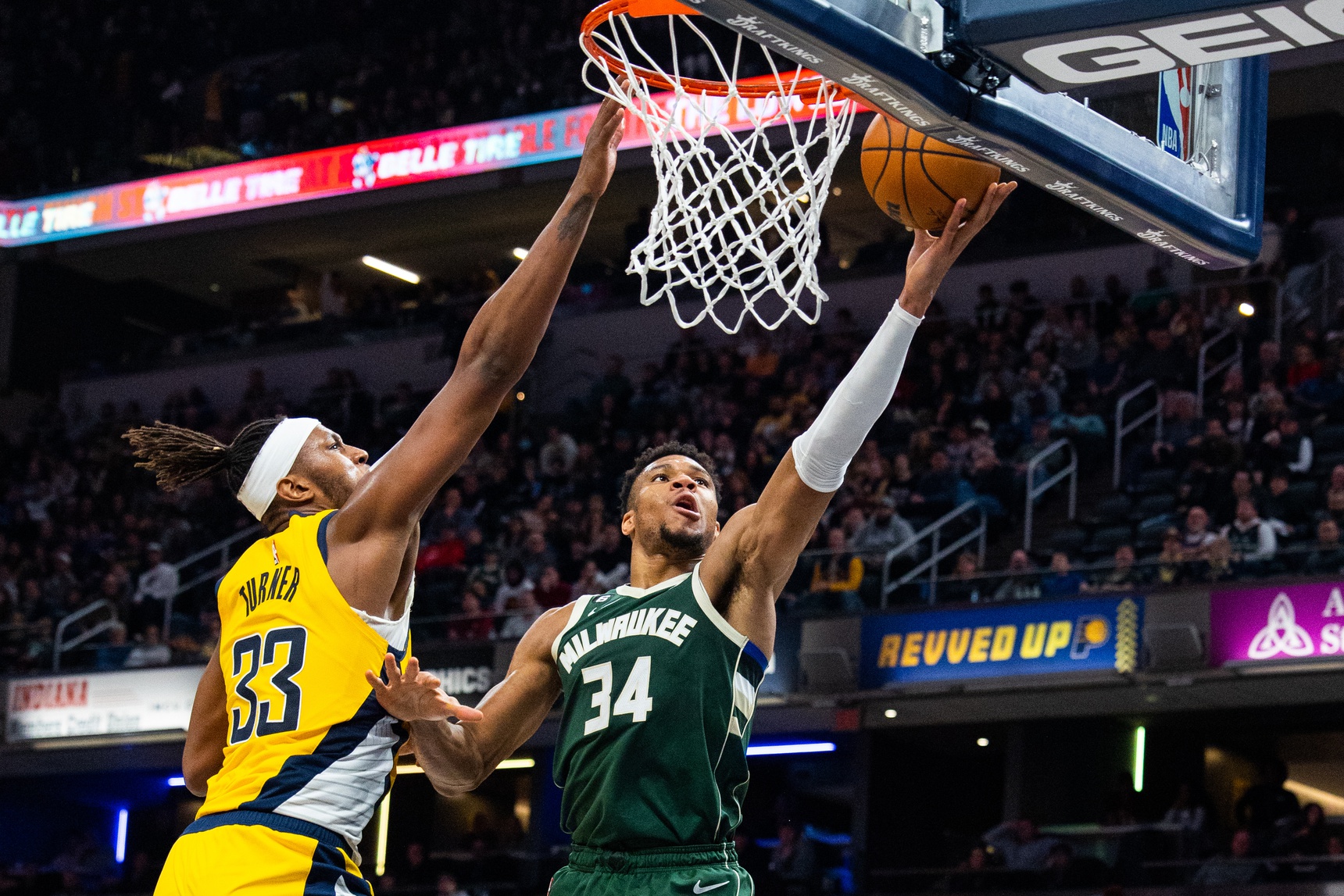 A strong start helps the Milwaukee Bucks beat the Indiana Pacers