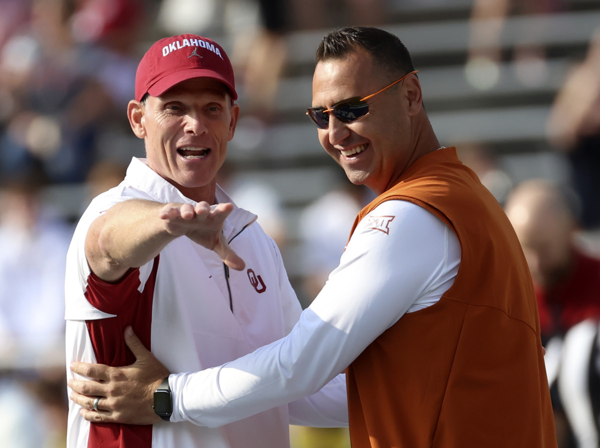 FB - Brent Venables, Steve Sarkisian, Texas Longhorns