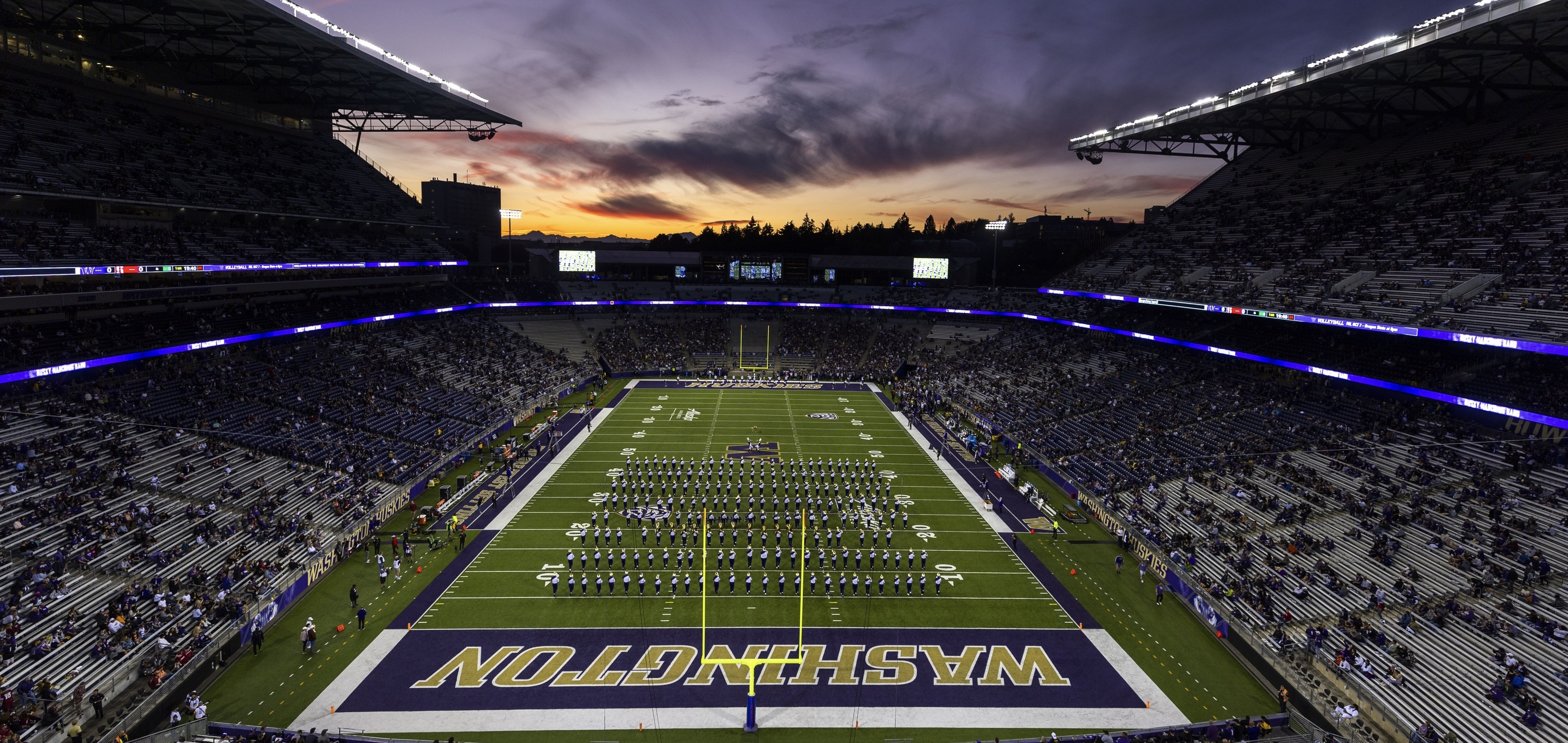 Husky Legends Center - University of Washington Athletics