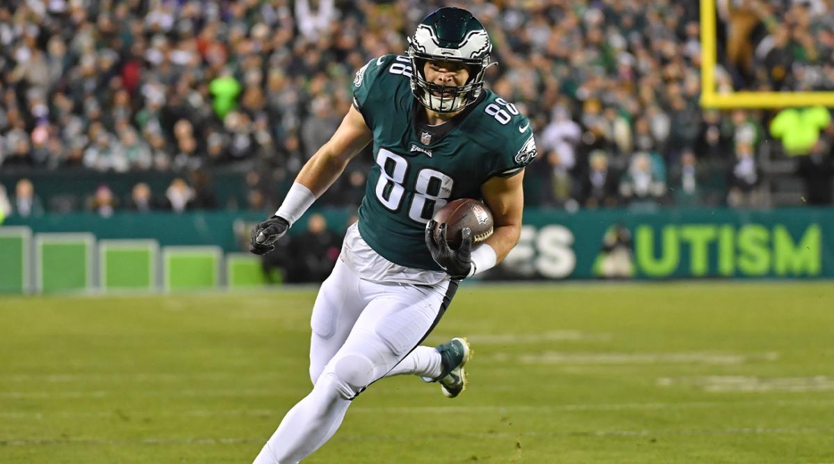 Jan 21, 2023; Philadelphia, Pennsylvania, USA; Philadelphia Eagles tight end Dallas Goedert (88) against the New York Giants during an NFC divisional round game at Lincoln Financial Field.