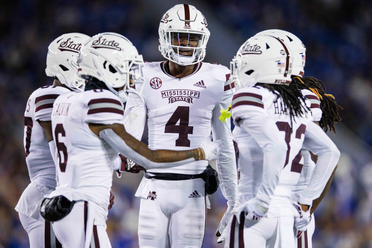 Mississippi State football Bulldogs lose WR to NCAA transfer portal