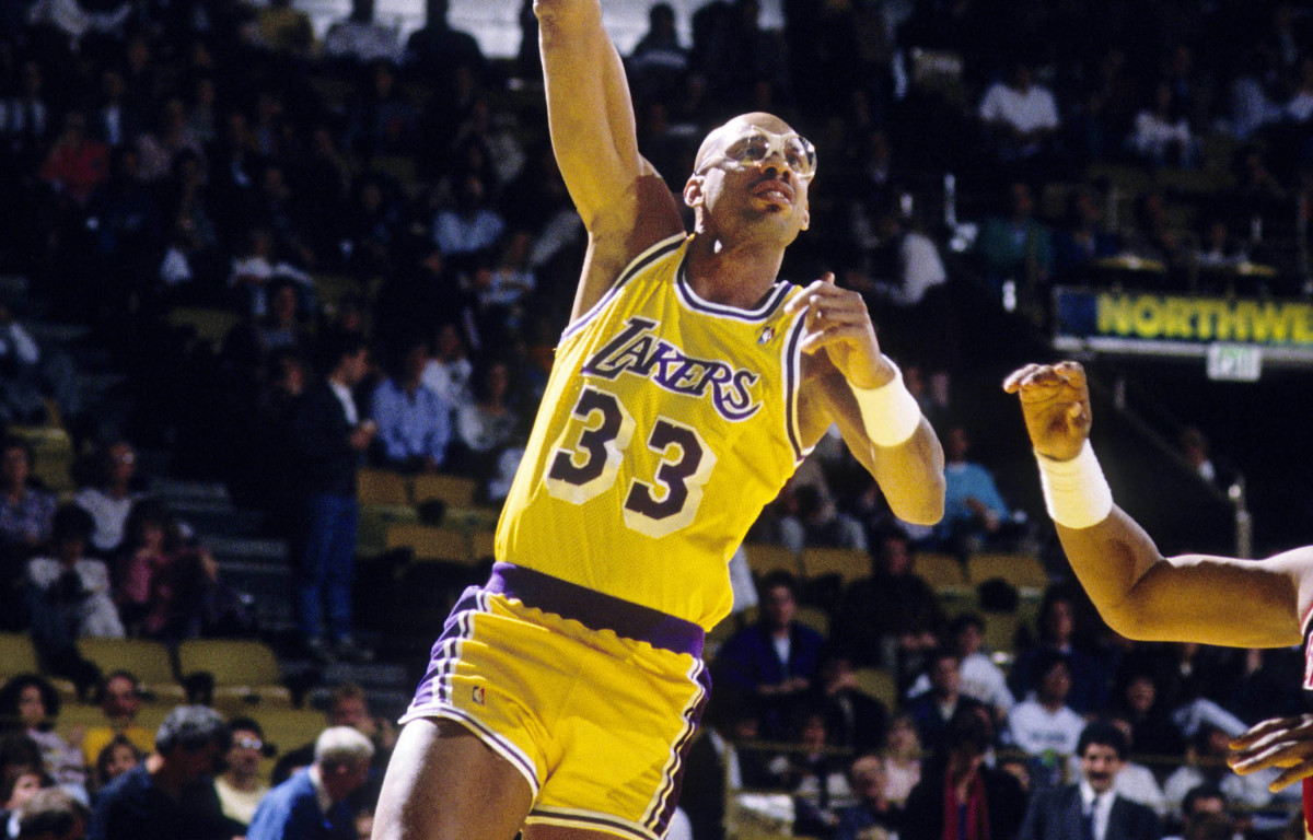 Lakers History: Kareem Abdul-Jabbar Traded to the Lakers