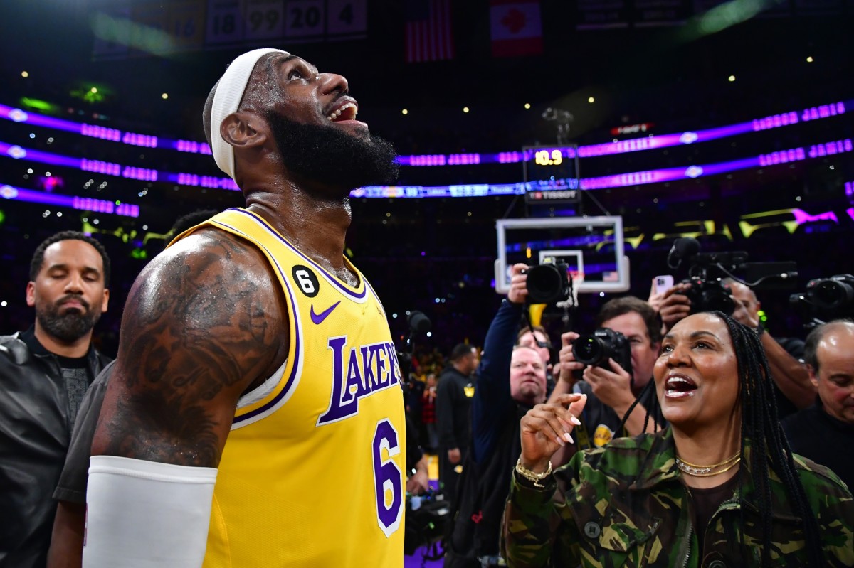 Lakers: Gloria James Posts Sweet Tribute To LeBron Following Scoring ...