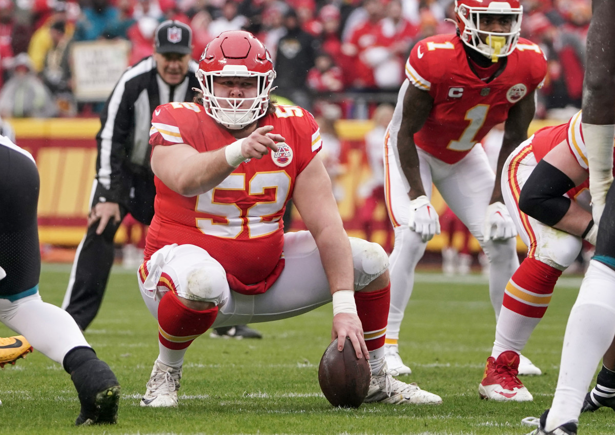 Super Bowl Sooners: How Creed Humphrey Rose from Oklahoma to the NFL's Best  - Sports Illustrated Oklahoma Sooners News, Analysis and More