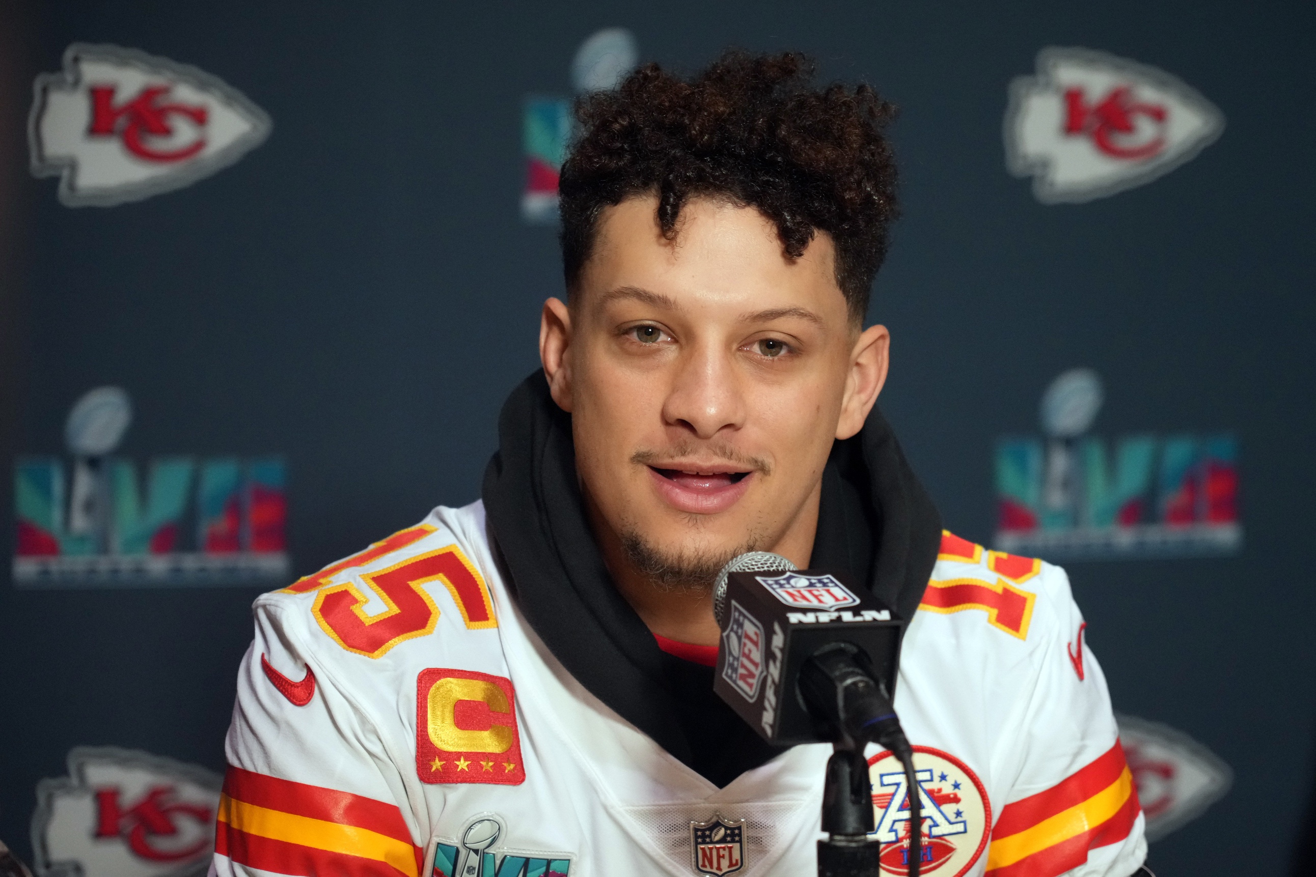 KC Chiefs QB Patrick Mahomes Wins 2022 NFL MVP - Sports Illustrated Kansas  City Chiefs News, Analysis and More