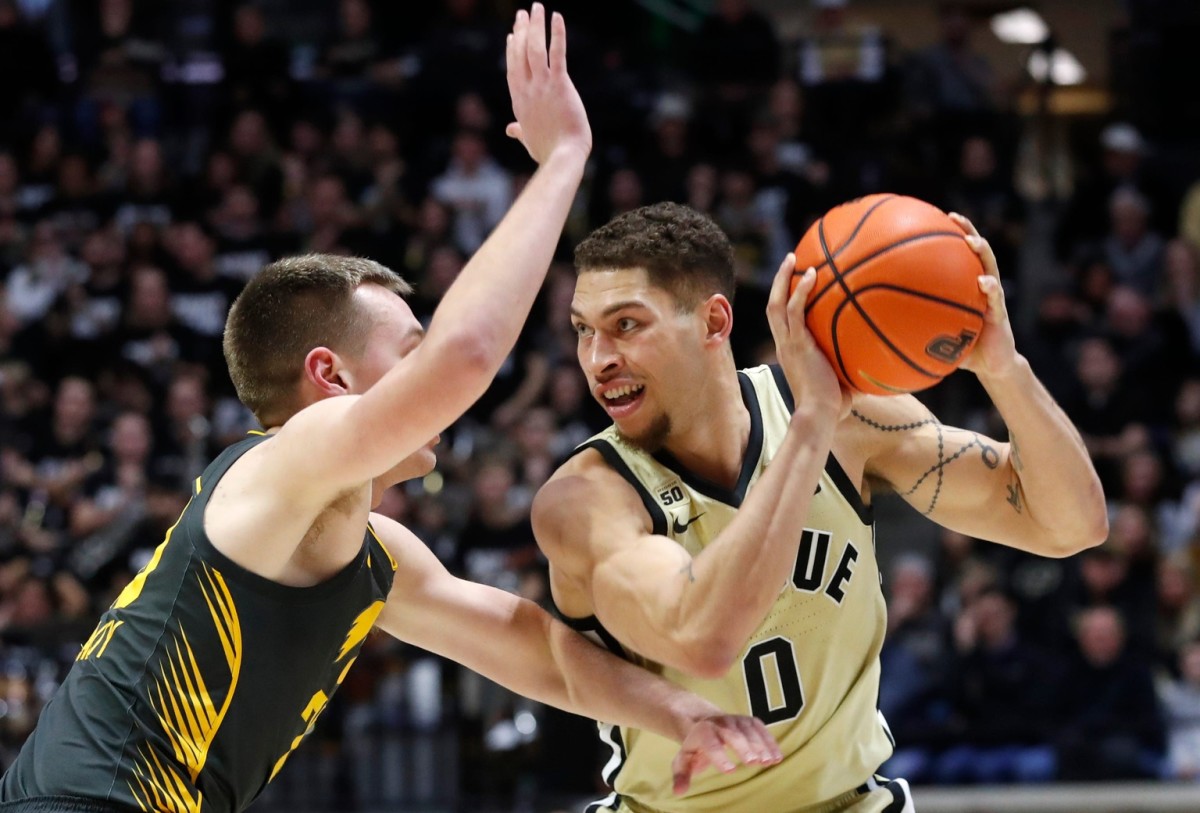 PHOTO GALLERY: Purdue Thwarts Iowa Comeback Hopes at Mackey Arena ...