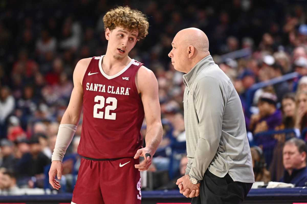 Santa Clara's Brandin Podziemski boosts his NBA draft stock at combine