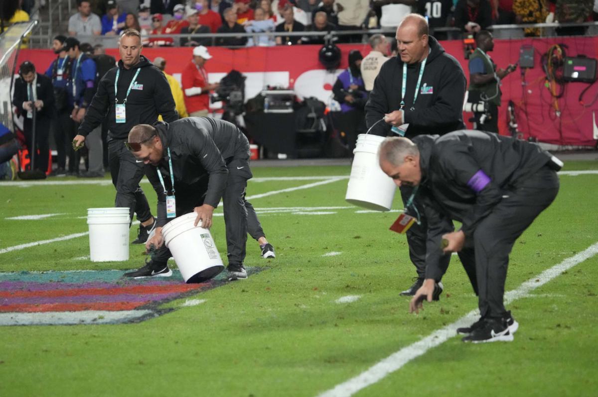 Super Bowl 2023: Slippery conditions at State Farm Stadium in Phoenix 