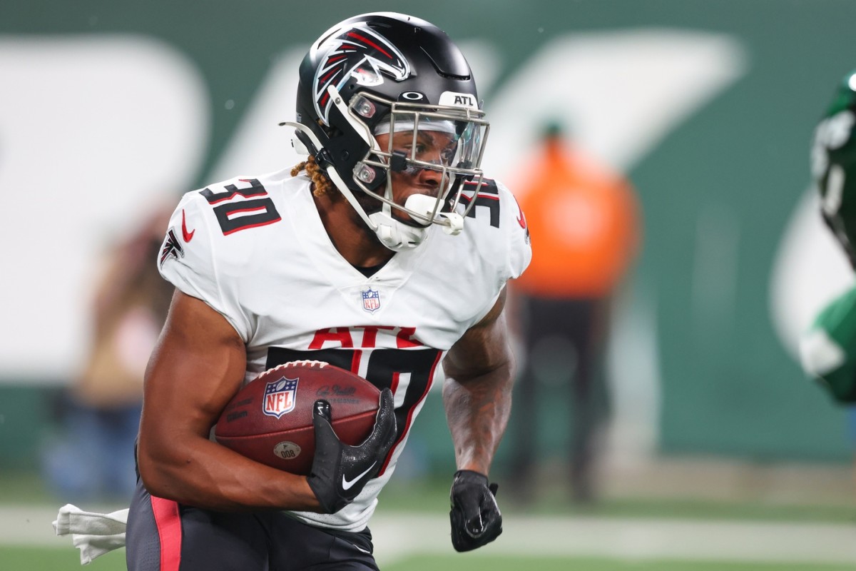 Jacksonville Jaguars Sign Former Atlanta Falcons Rb Qadree Ollison 