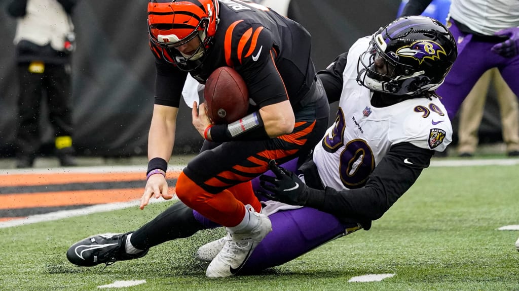 Ravens Sign Second-Round LB David Ojabo