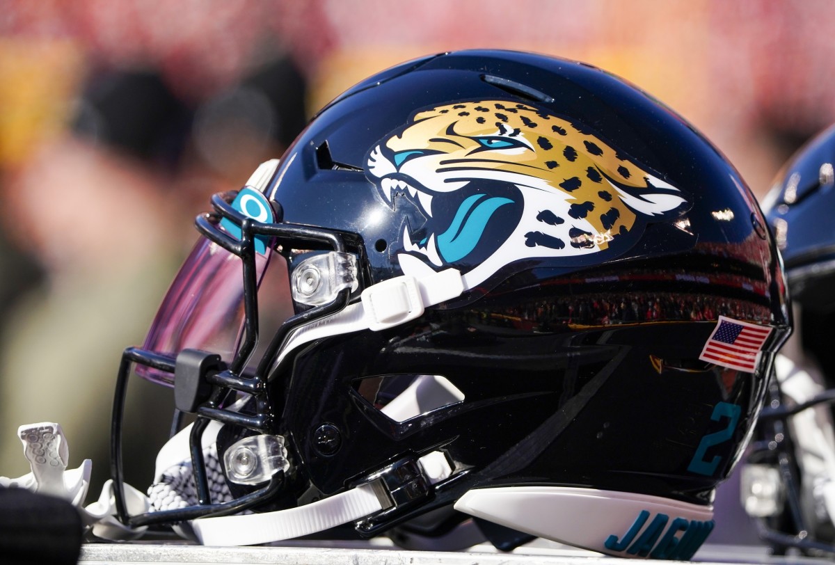 Jacksonville Jaguars Officially Add Chad Hall, Greg Austin to Coaching